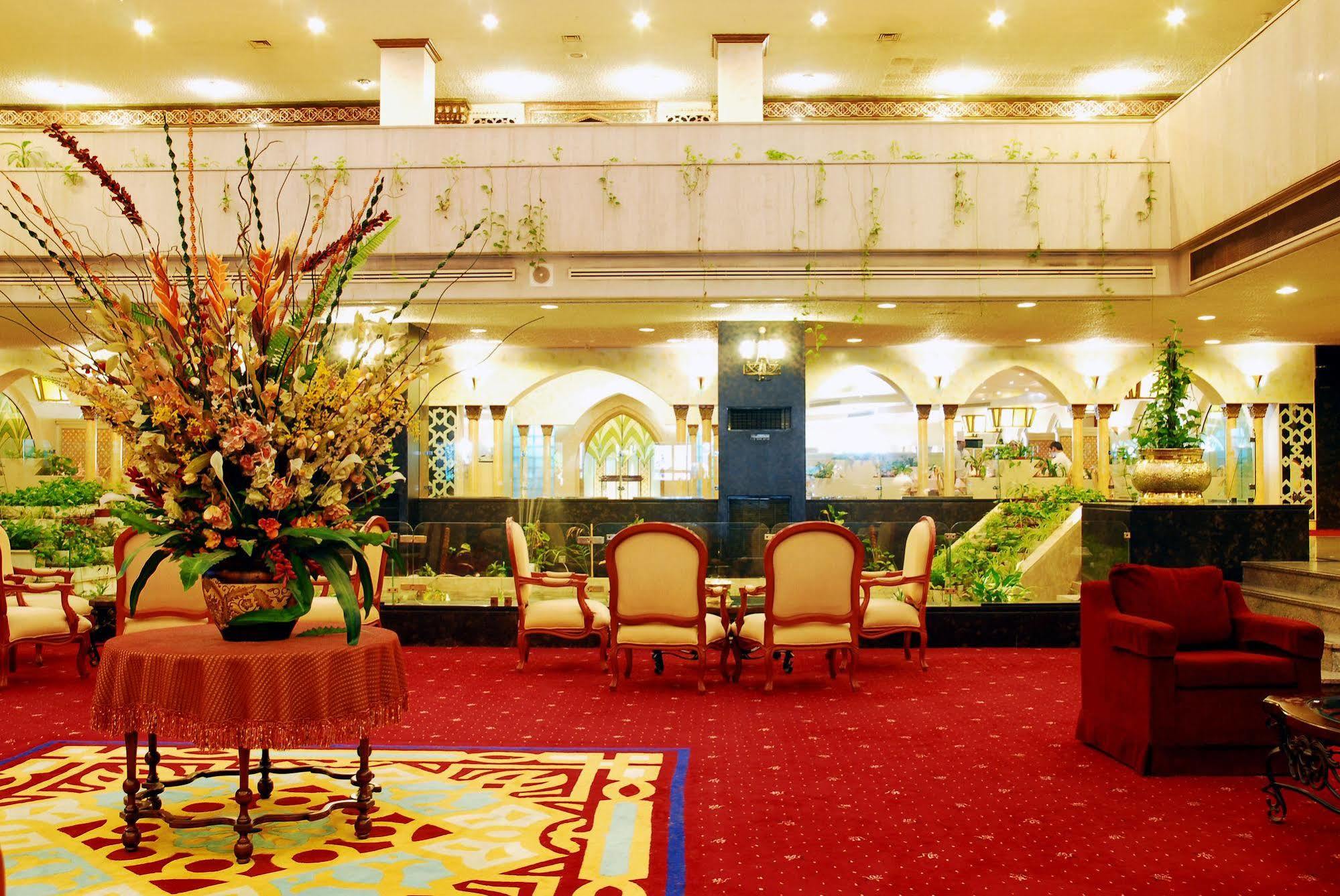 Dhahran International Hotel Buitenkant foto
