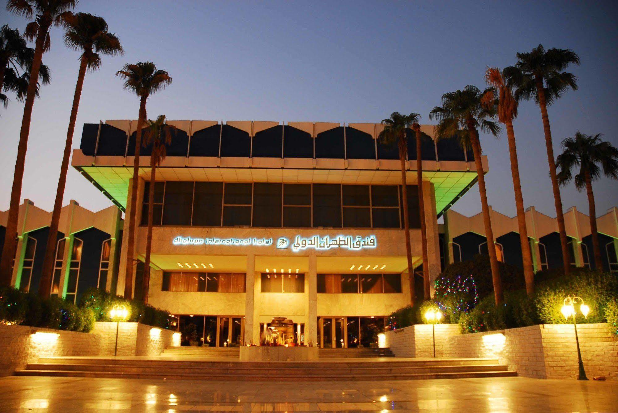 Dhahran International Hotel Buitenkant foto
